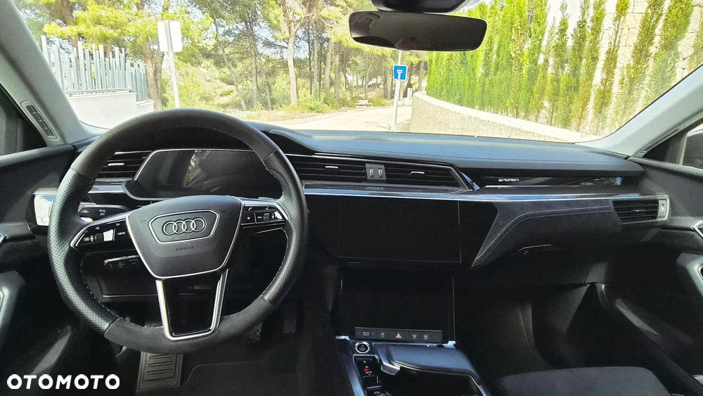 Audi Q8 e-tron 55 114kWh Quattro S Line - 10