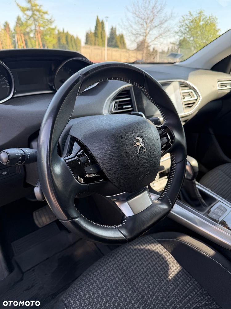 Peugeot 308 1.5 BlueHDi Active S&S EAT6 - 8