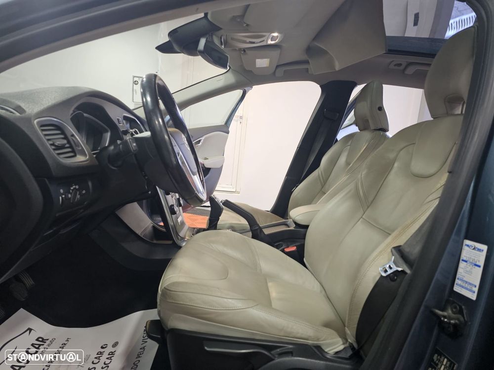 Volvo V40 1.6 D2 Momentum - 10