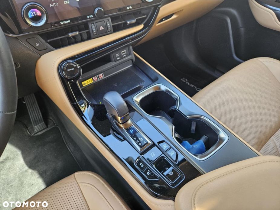 Lexus NX - 11