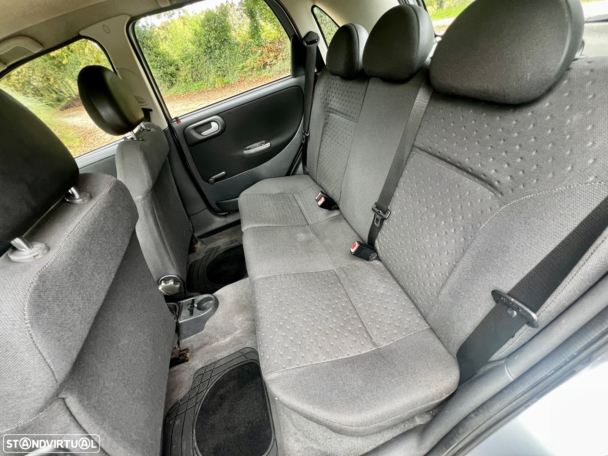 Opel Corsa 1.2 16V Enjoy - 5