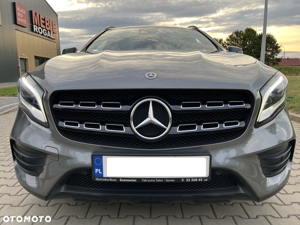 Mercedes-Benz GLA 250 4-Matic AMG Line