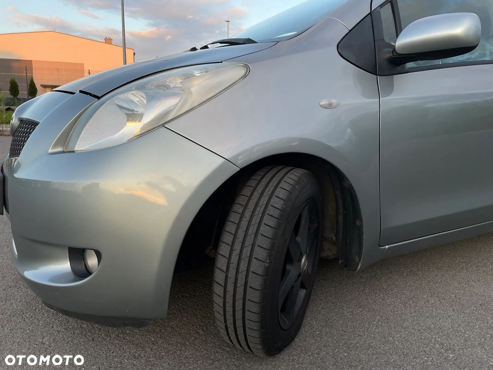 Toyota Yaris 1.3 Luna - 11