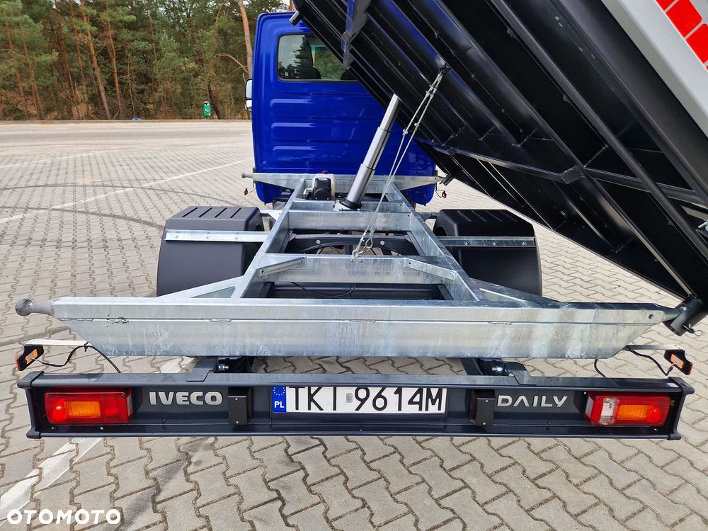 Iveco DAILY - 25