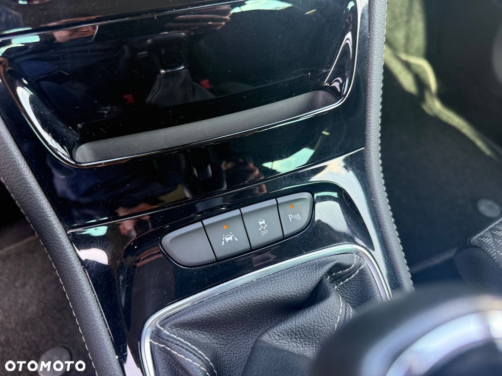 Opel Astra 1.4 Turbo Innovation - 32