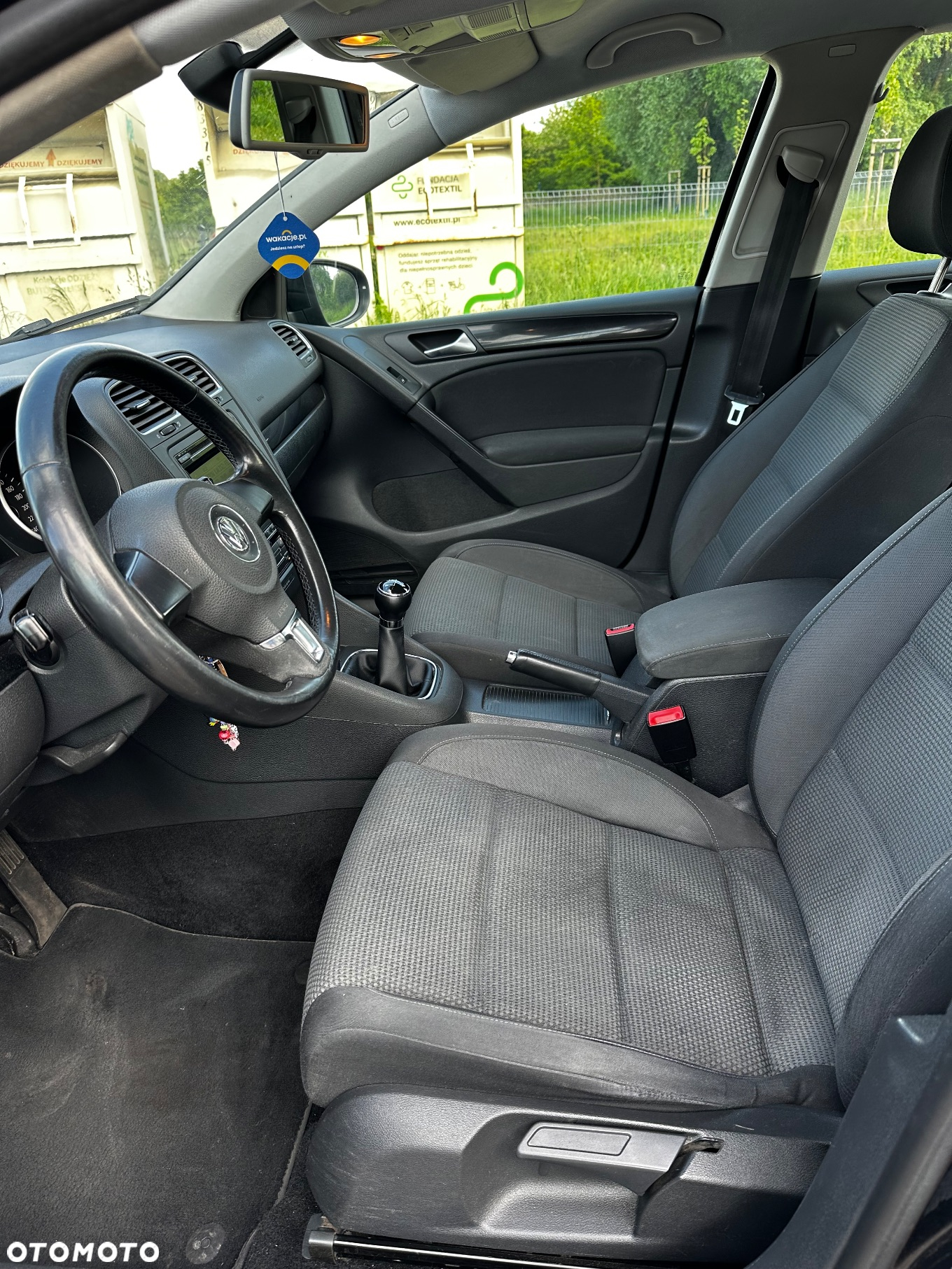 Volkswagen Golf 1.6 TDI DPF MATCH - 16