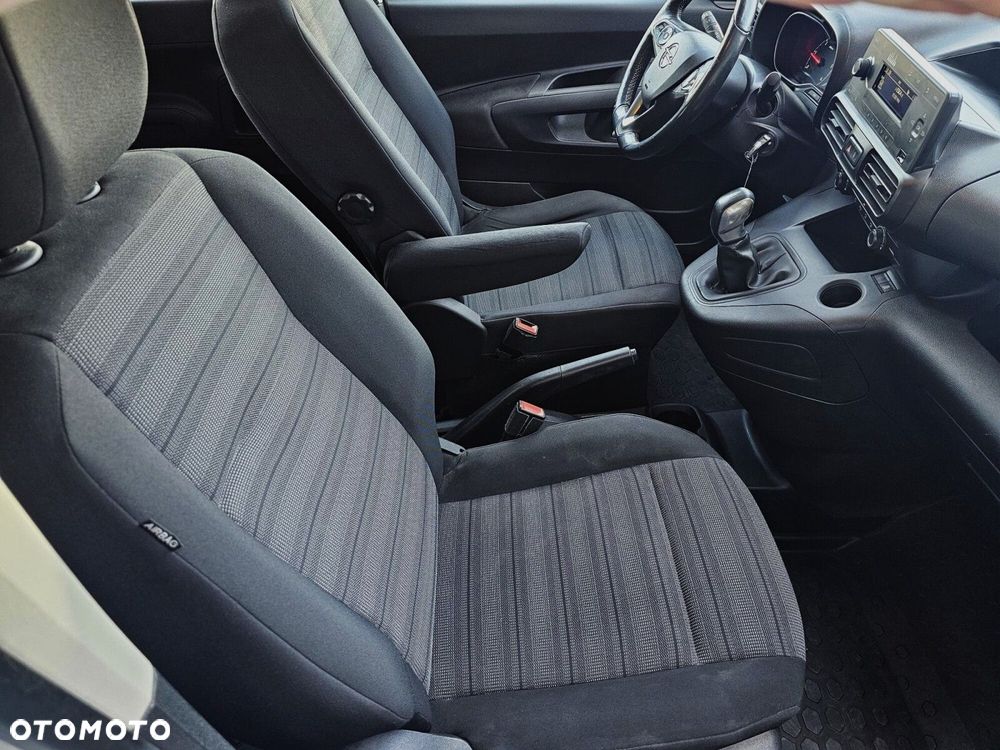 Opel Combo 1.5 CDTI S&S - 12