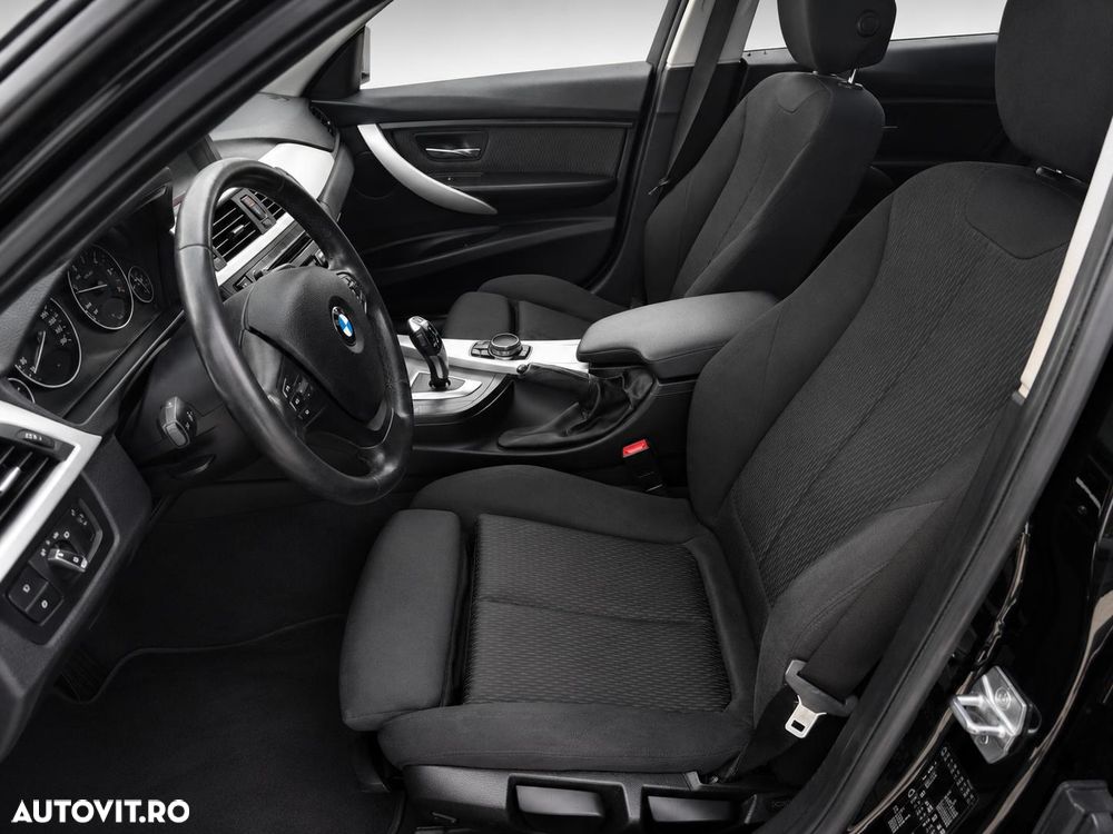 BMW Seria 3 320d Aut. Luxury Line - 12
