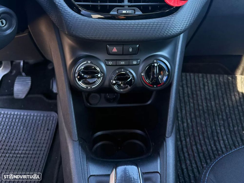Peugeot 208 1.2 PureTech Style - 13