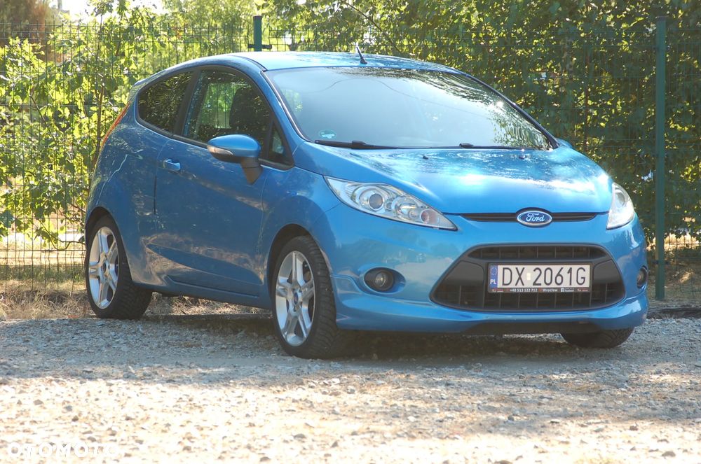 Ford Fiesta 1.4 Titanium EU5 - 4