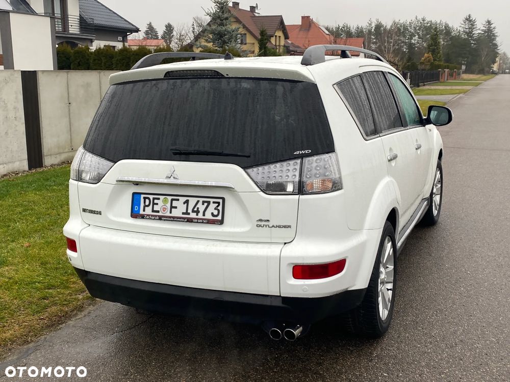 Mitsubishi Outlander 2.2 DI-D 4WD TC-SST XTRA - 8