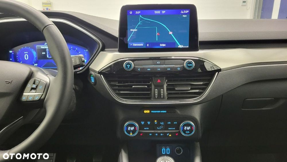 Ford Kuga - 16