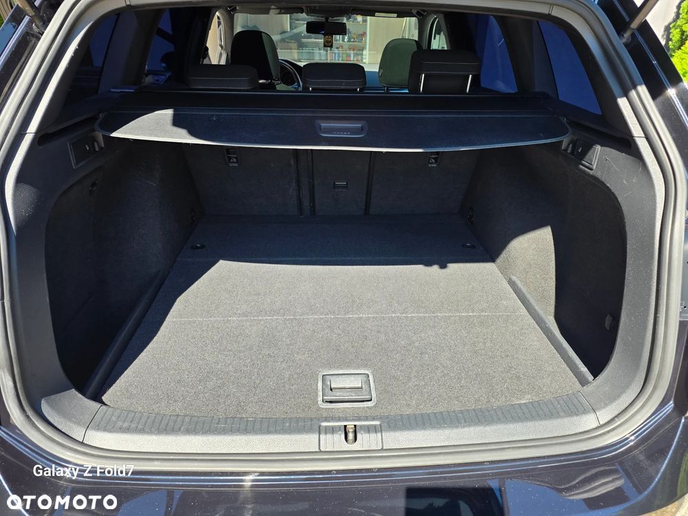 Volkswagen Golf GTD 2.0 TDI SCR DSG - 33