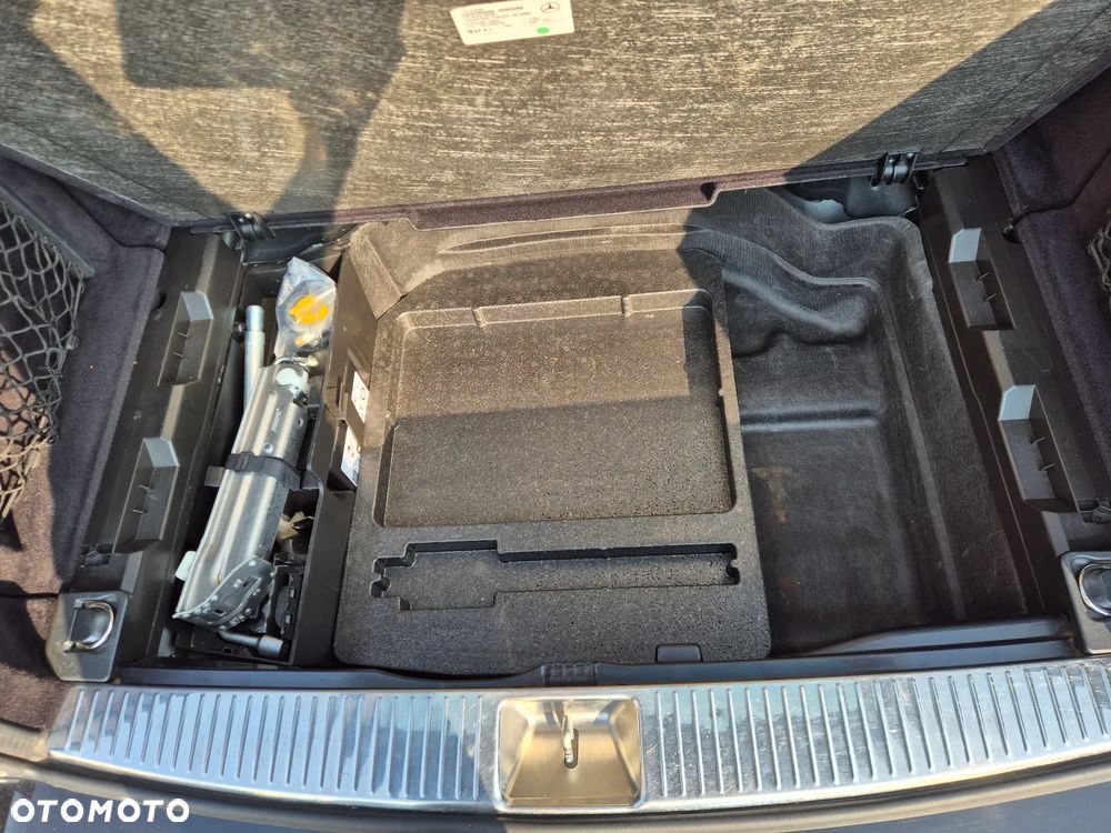 Mercedes-Benz Klasa C 180 Kompressor Automatik BlueEFFICIENCY - 20