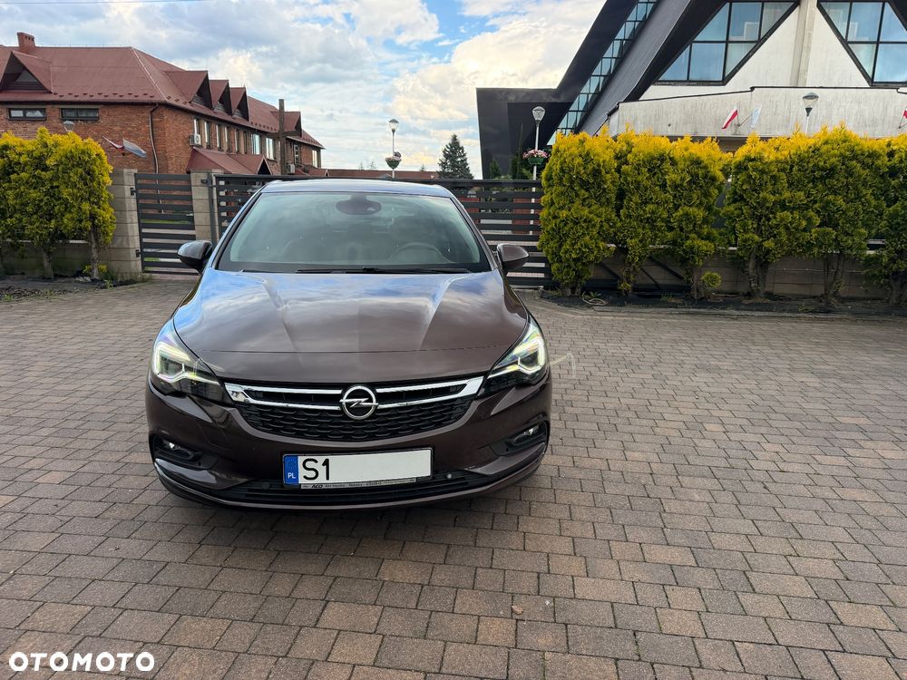 Opel Astra 1.4 Turbo Innovation - 11