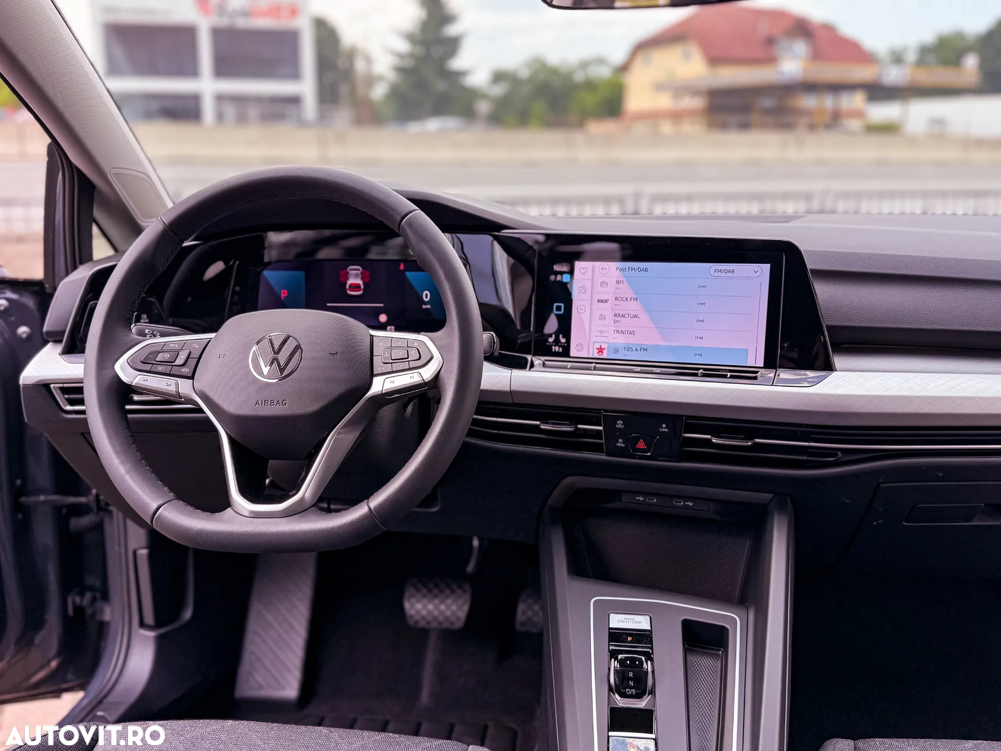 Volkswagen Golf 1.5 eTSI ACT DSG MHEV Life - 7