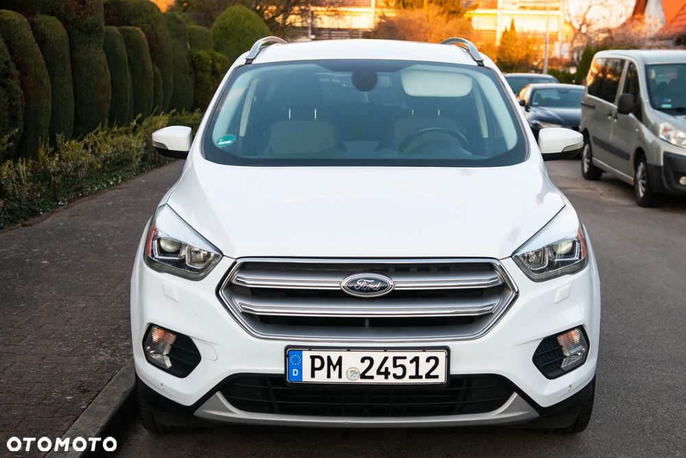 Ford Kuga 2.0 TDCi 4x4 Titanium - 9