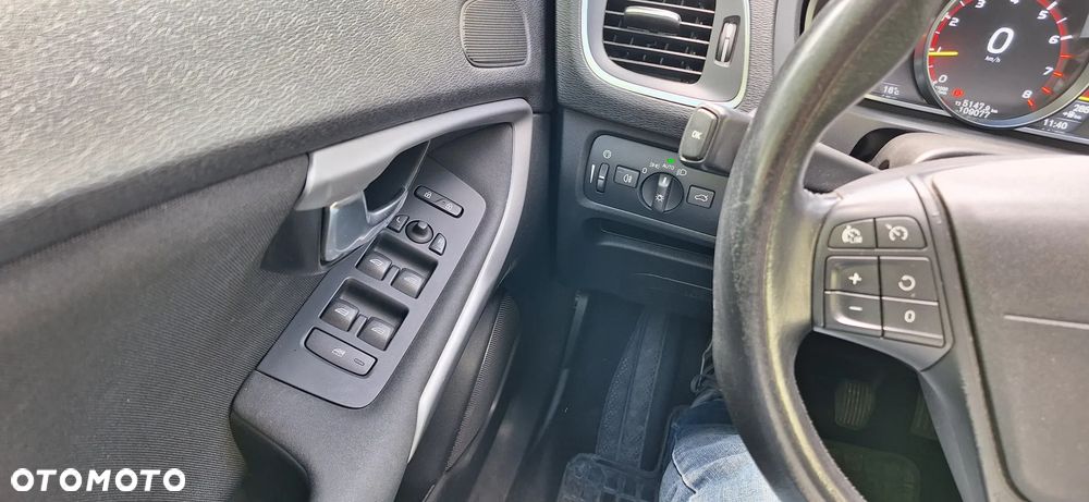Volvo V40 T3 Drive-E Kinetic - 11
