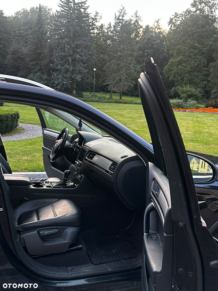 Volkswagen Touareg 3.0 V6 TDI BMT Business Line - 20