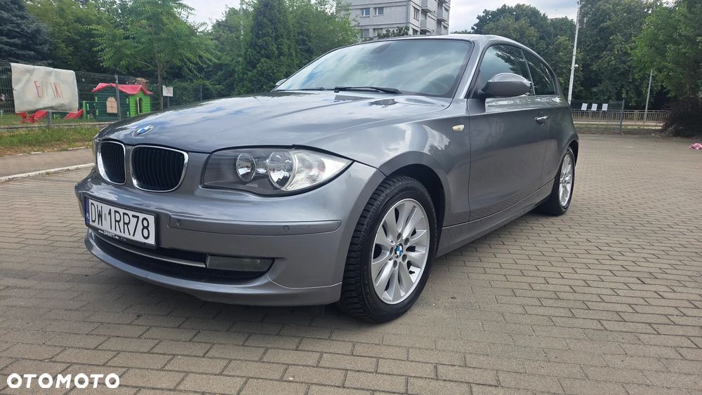 BMW Seria 1 118d - 12