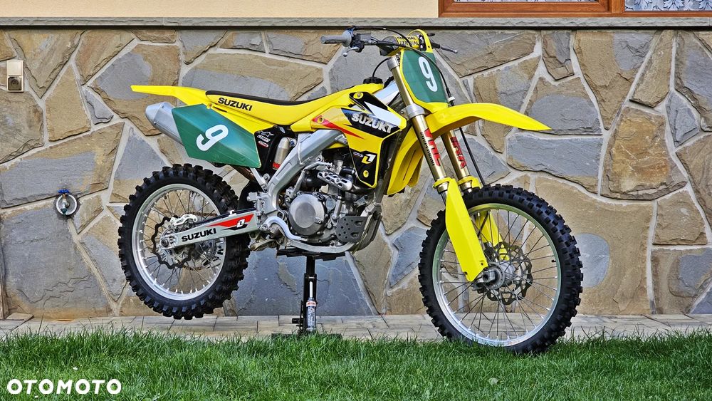 Suzuki RM-Z - 21