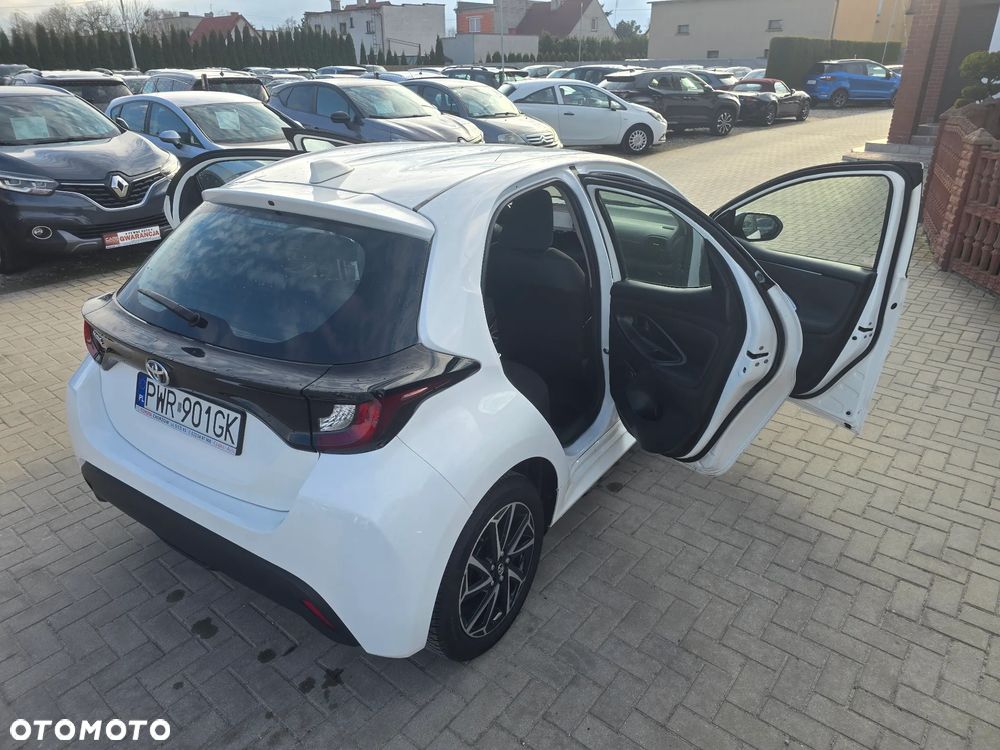 Toyota Yaris - 36