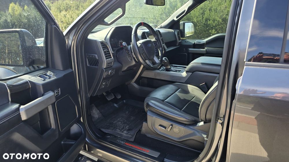Ford F150 - 8