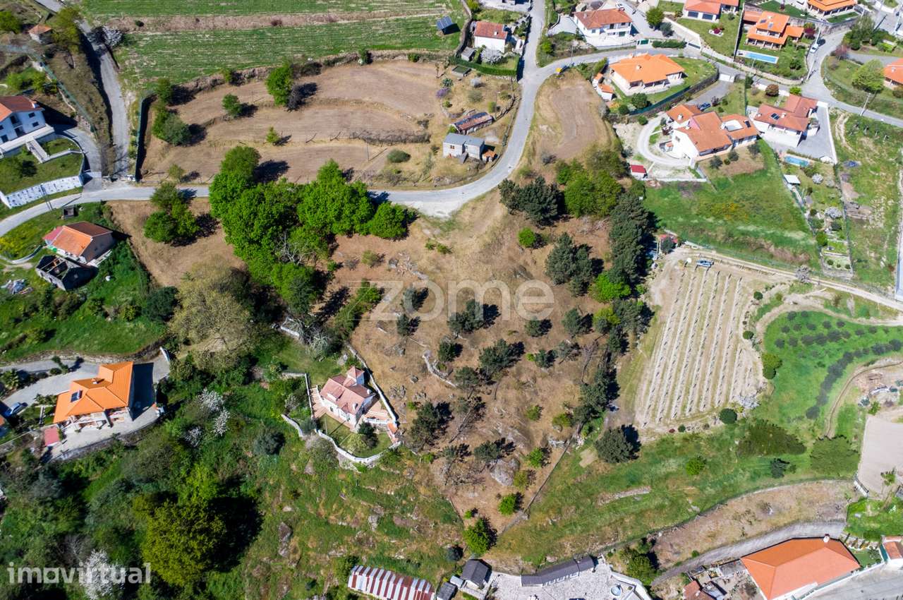 Quinta com terrenos para construção em Louredo, Amarante - Grande imagem: 4/34