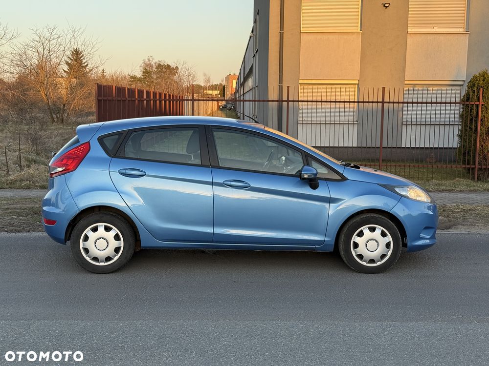 Ford Fiesta - 8