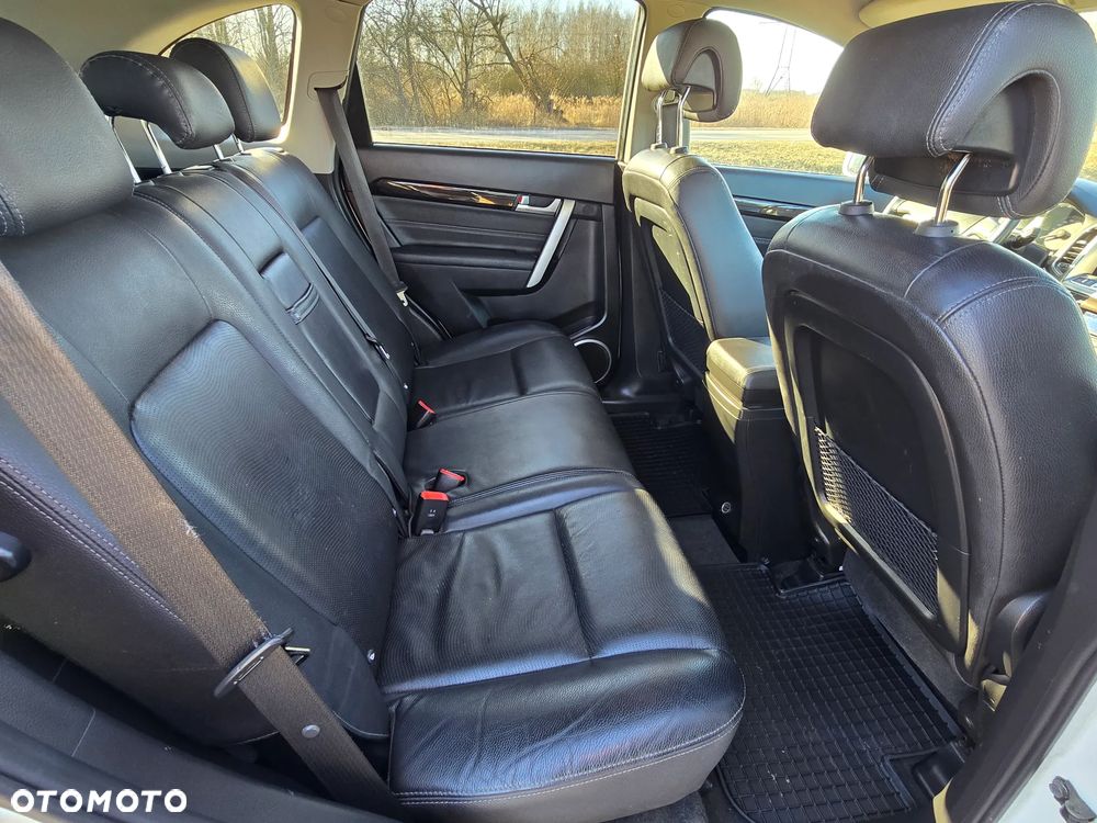 Chevrolet Captiva 2.2 4WD LTZ - 7