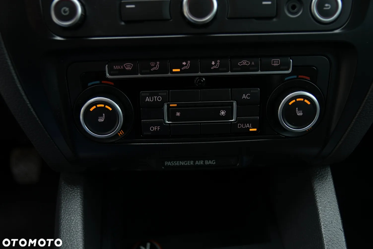 Volkswagen Jetta - 29