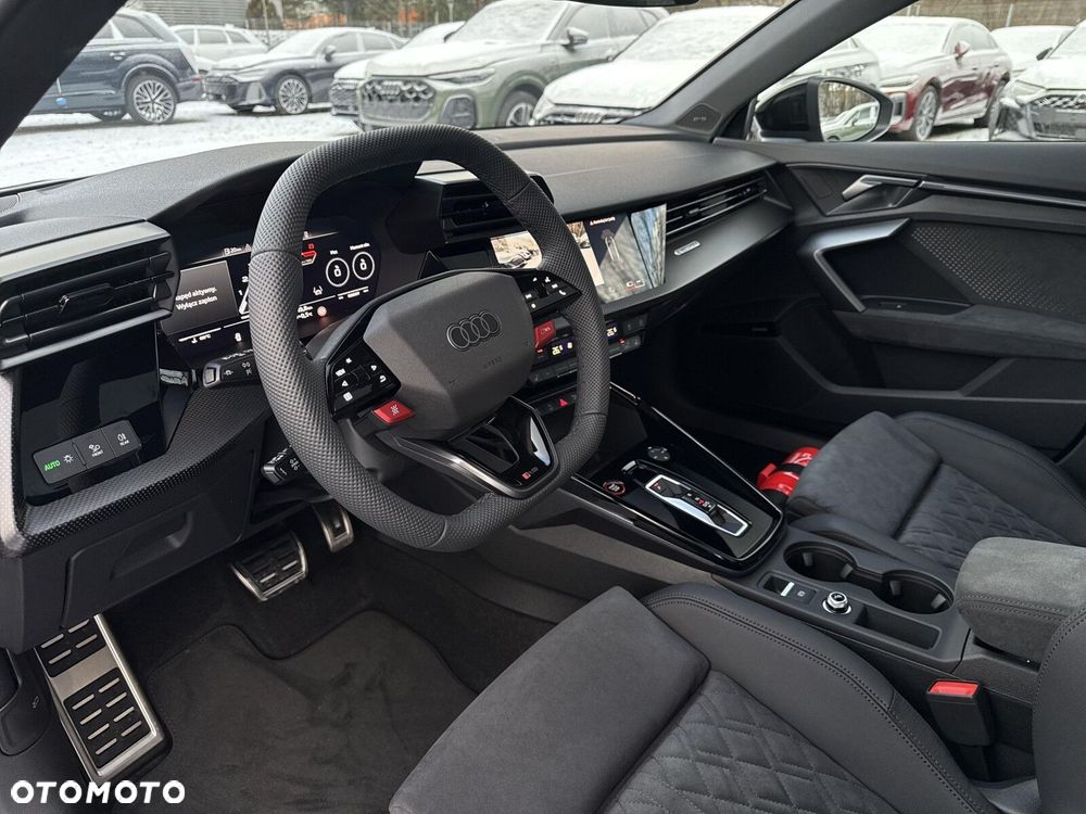 Audi RS3 Limousine - 9