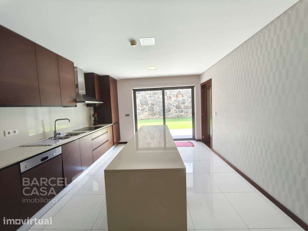 Exclusividade & Elegância: Moradia Individual T4 Contemporânea em G... - Grande imagem: 4/39