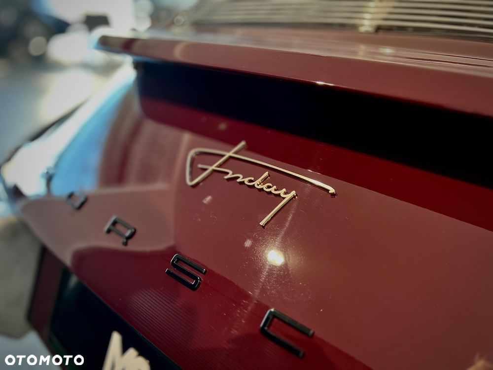 Porsche 911 Carrera 2 - 9