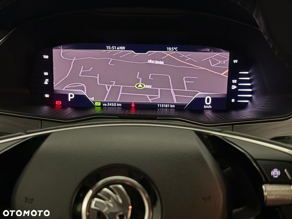 Skoda Superb 1.5 TSI Ambition DSG - 9