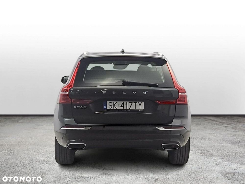 Volvo XC 60 - 4