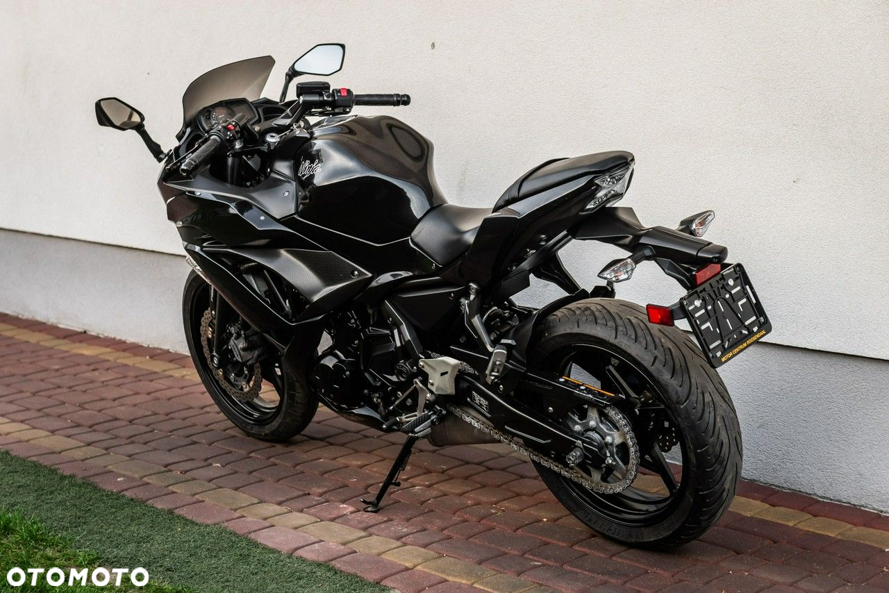 Kawasaki Ninja - 4