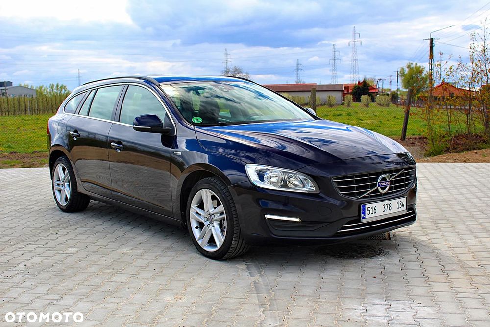 Volvo V60 D2 Geartronic Momentum - 3