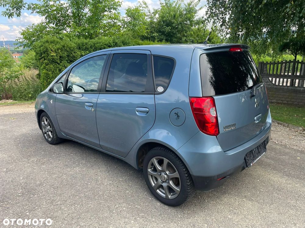 Mitsubishi Colt - 3