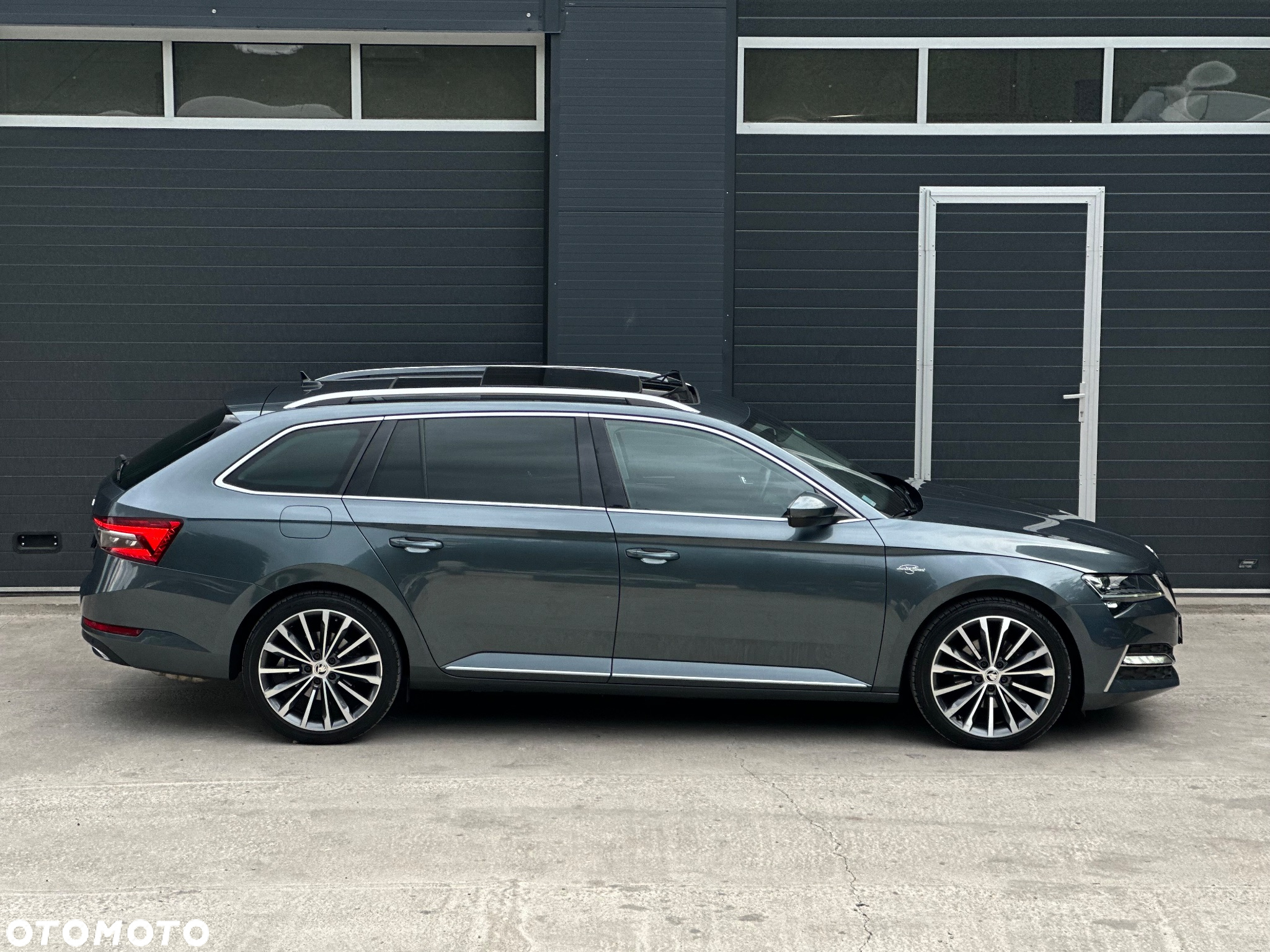 Skoda Superb 2.0 TSI L&K DSG - 3