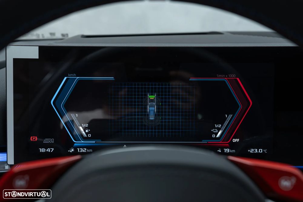 BMW M5 Touring xDrive - 32