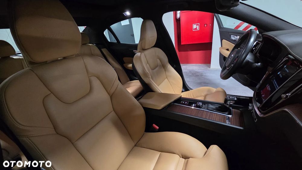 Volvo S60 T6 AWD Inscription - 12