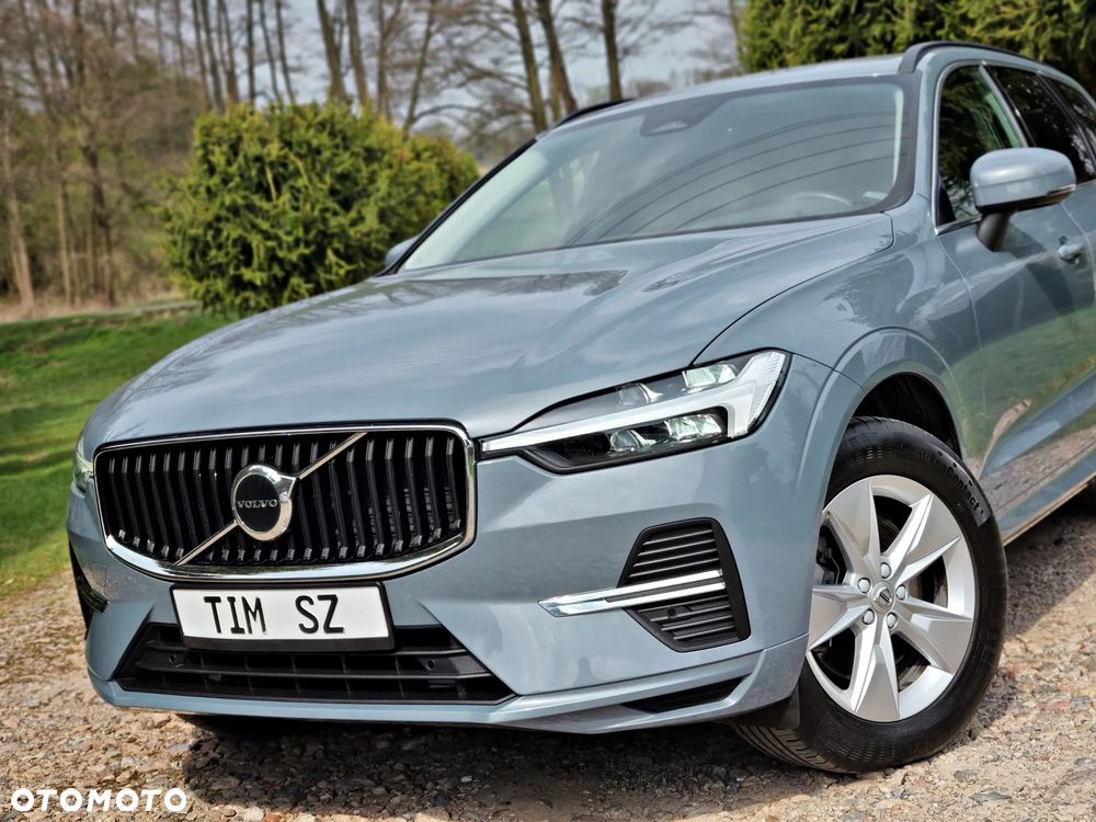 Volvo XC 60 B4 D AWD Geartronic Momentum Pro - 1