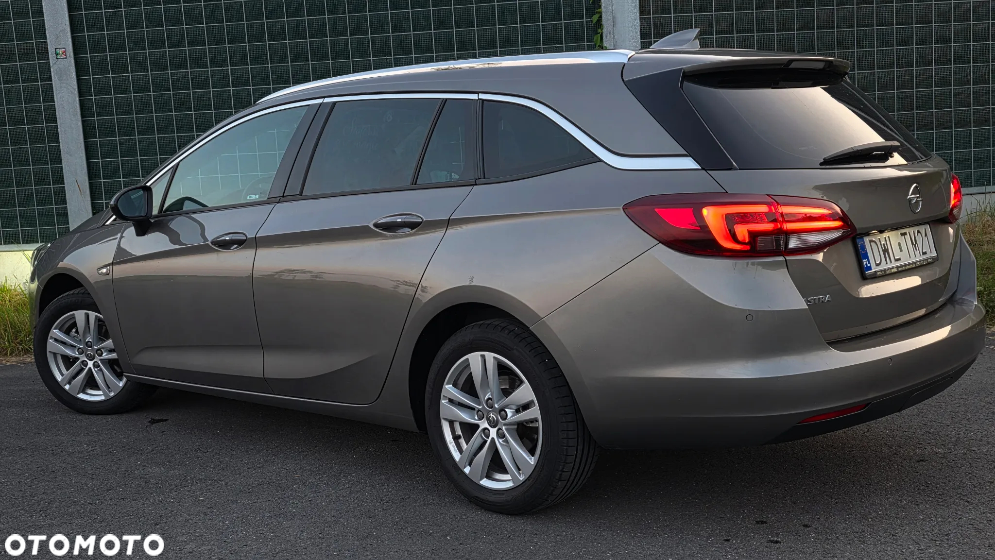 Opel Astra 1.4 Turbo Start/Stop Sports Tourer Edition - 11
