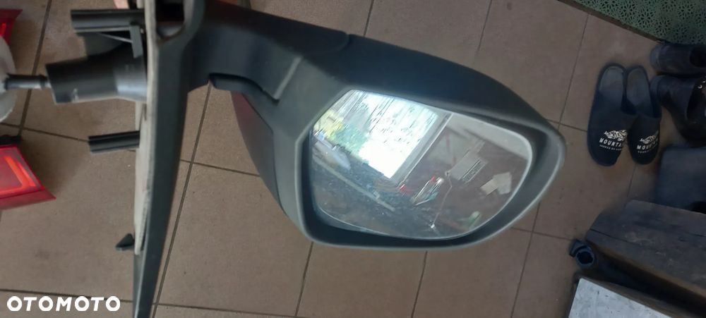 LUSTERKO MANUALNE LEWE prawe  DACIA  DOKKER 12- - 3