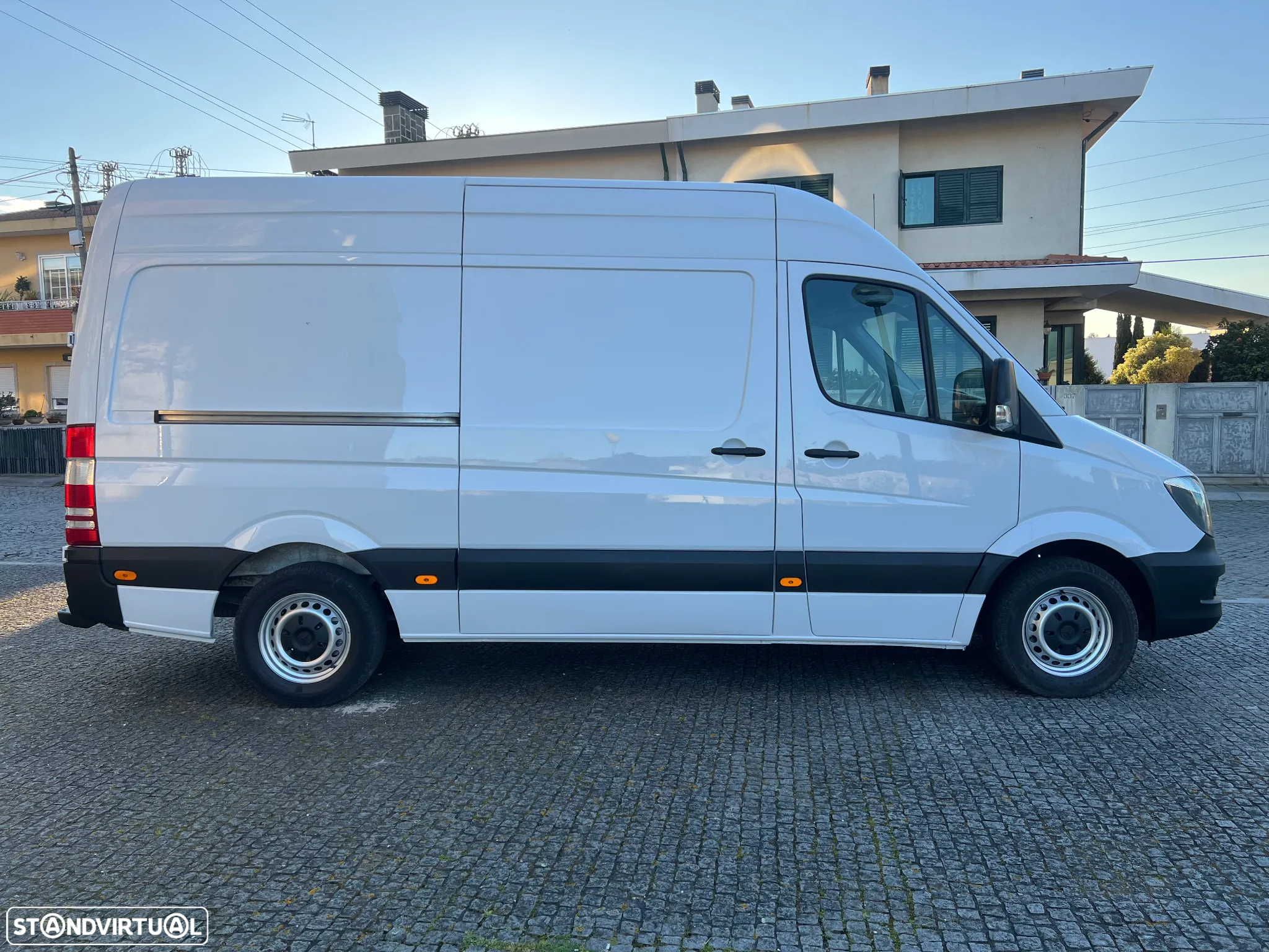 Mercedes-Benz SPRINTER 313 - 14