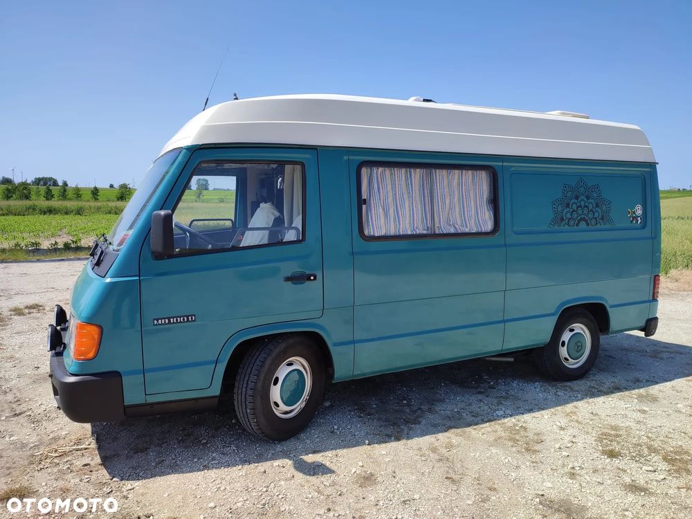 Mercedes-Benz MB100 - 2