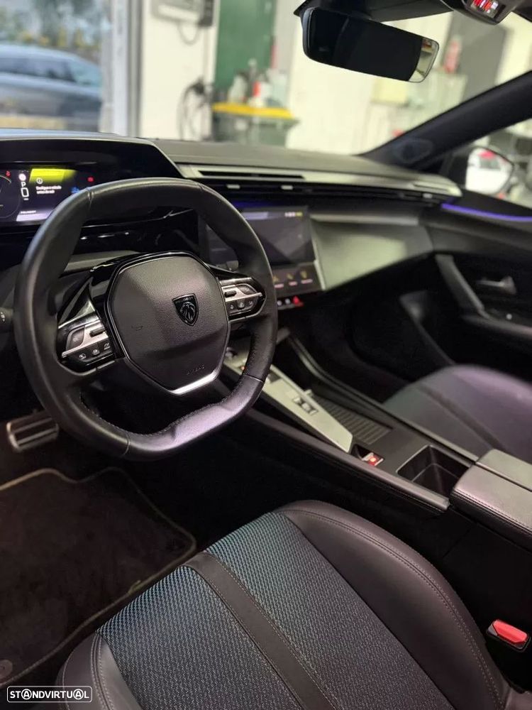 Peugeot e-308 58 kWh Allure - 7