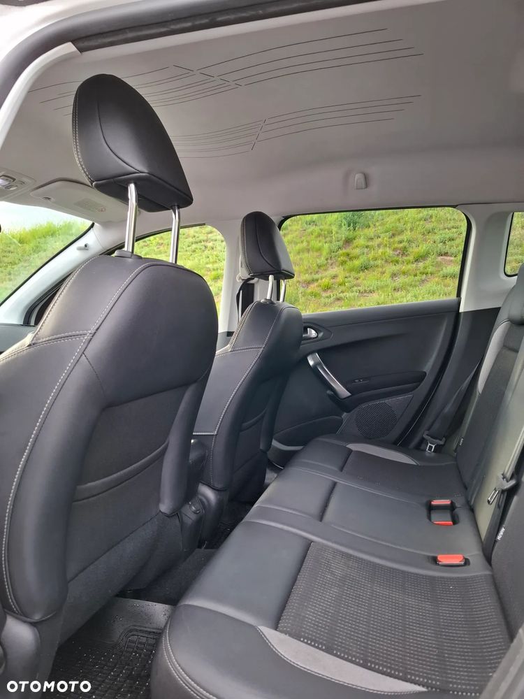 Peugeot 2008 1.6 VTi Allure - 9