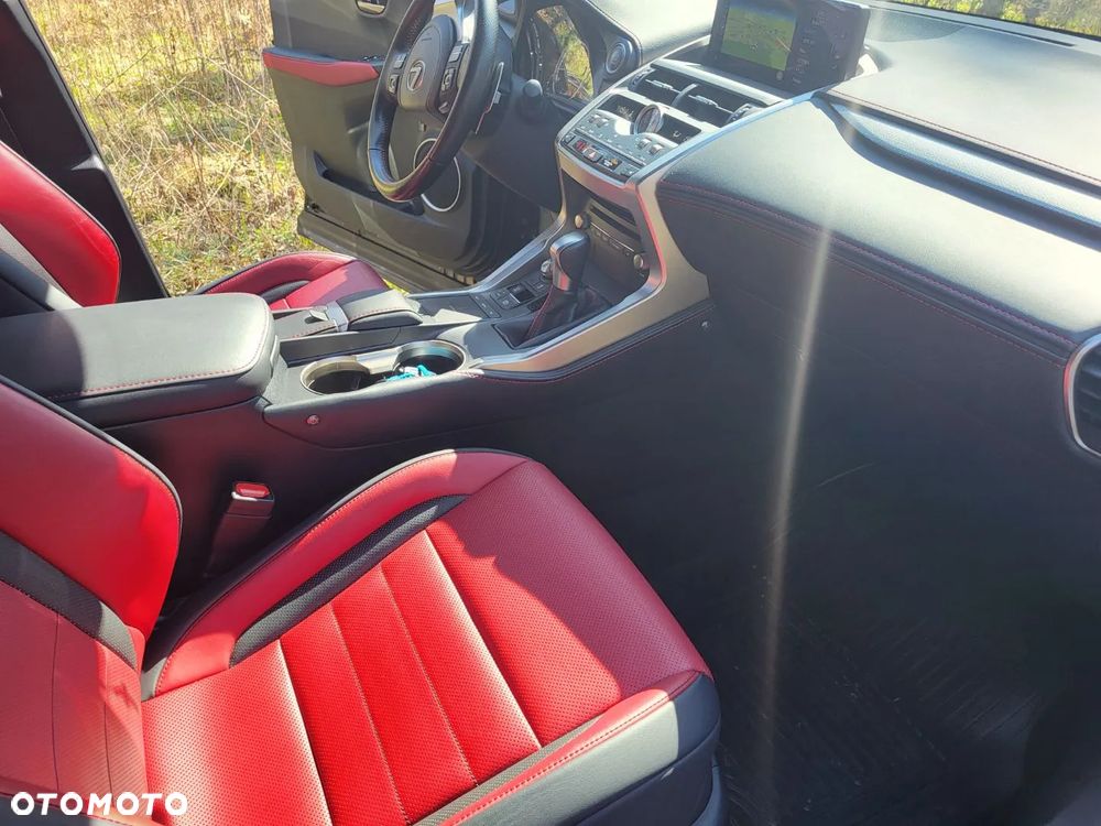 Lexus NX 300 F Sport AWD - 7